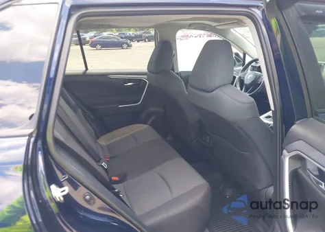 2024 Toyota Rav4 Xle z USA, uszkodzony, nr VIN 2T3P1RFV8RW475066